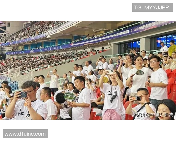 足球明星齐聚湖南引发热潮球迷狂欢期待精彩对决